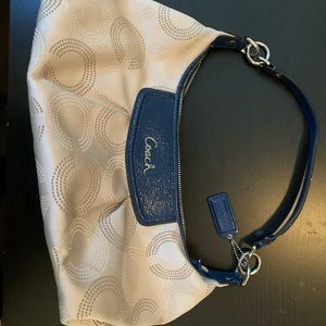 Coach hobo shoulder purse